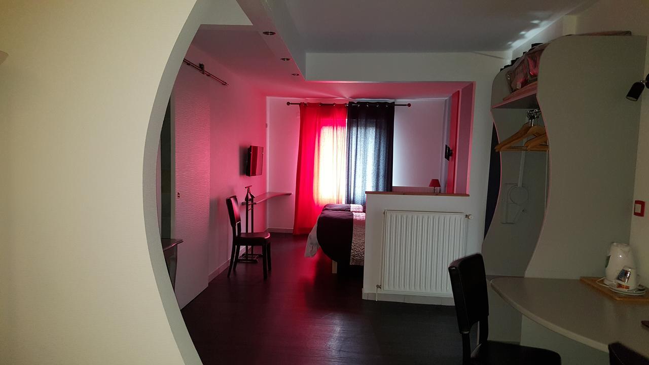 Hotel L Ander Saint-Flour  Exterior photo
